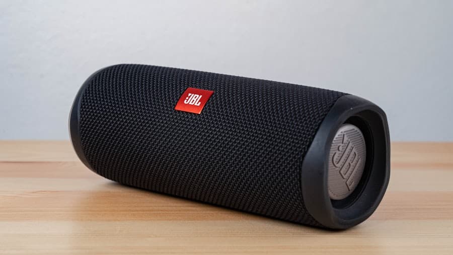 Retro FM Speaker